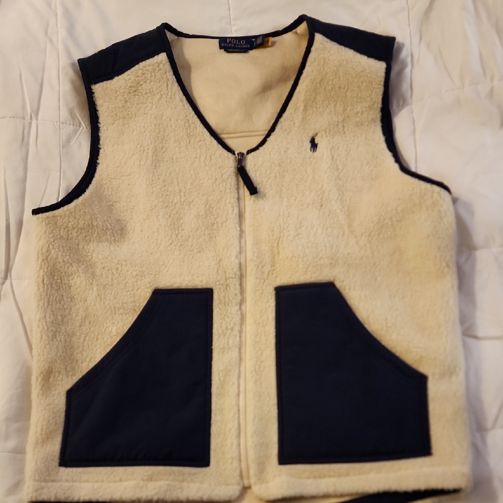 Ralph Lauren Hi-Pile Fleece Vest in Cream and Navy